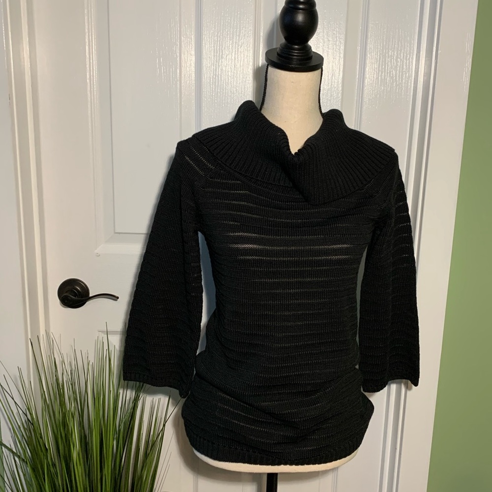 WHBM / Cowl neck sweater / Xs / Black